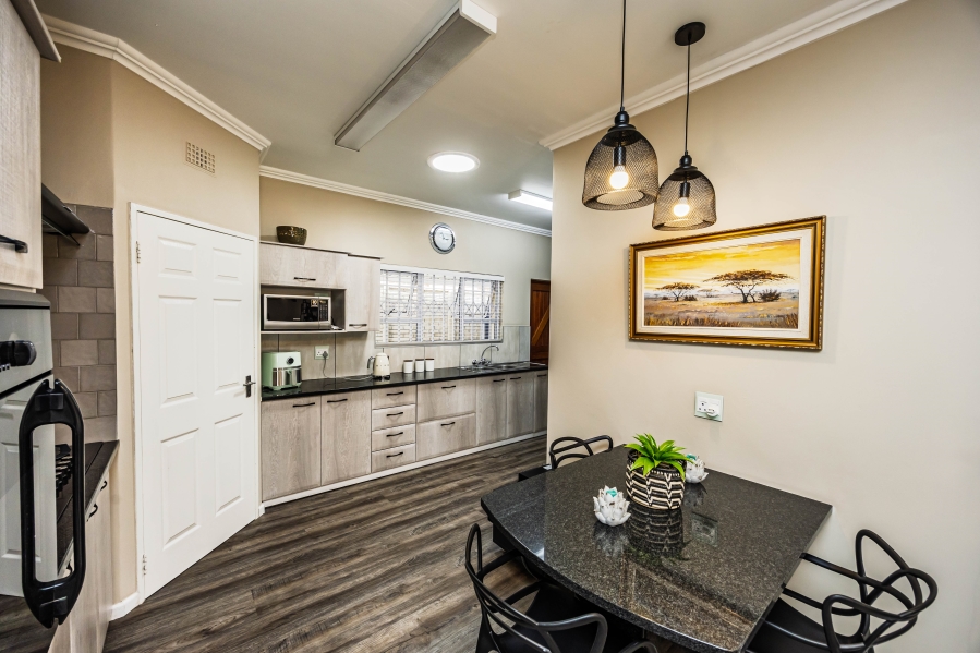 2 Bedroom Property for Sale in Beacon Bay Eastern Cape